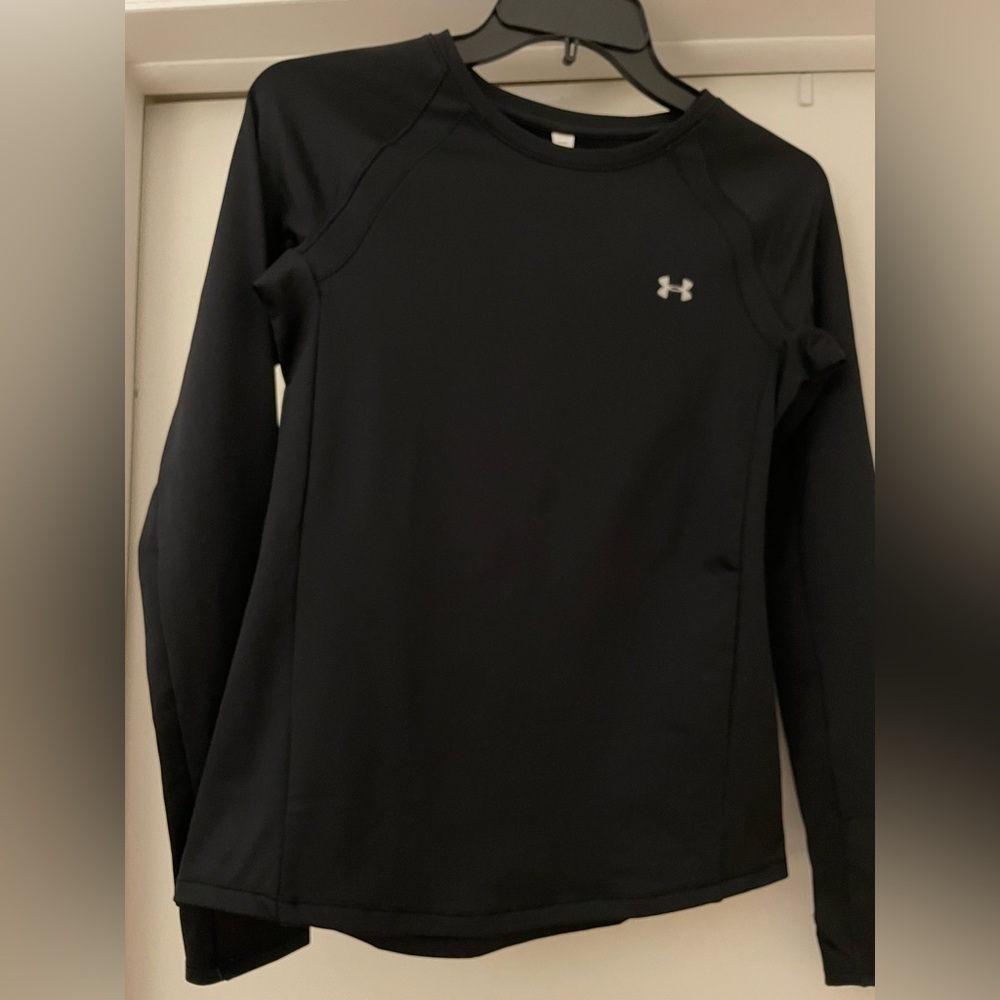 NWT Women’s XS Under Armour Black Cold Gear Long Sleeve Crew